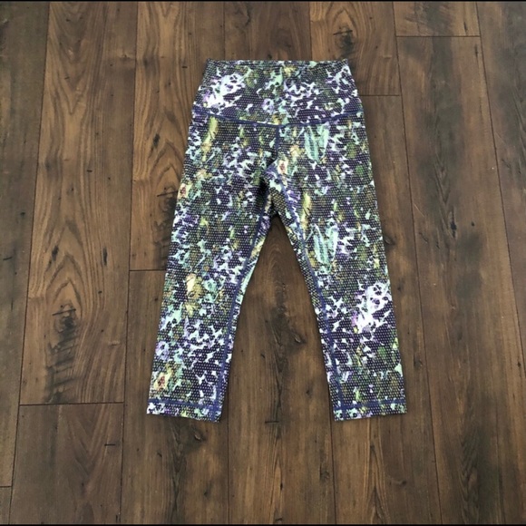 💕LULULEMON - NWOT Wunder Under Crop II (6) - Picture 8 of 11